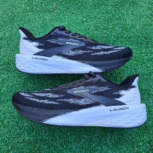 Brooks Launch 11 - Women's Runnig shoes - Size 7.5